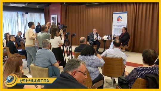 Գագիկ Ծառուկյանը հանդիպել է ՓՄՁ ներկայացուցիչներին
