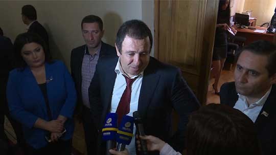 &laquo;Մանդատ պահելու խնդիր չկա&raquo;.Գագիկ Ծառուկյանը՝ լրագրողներին