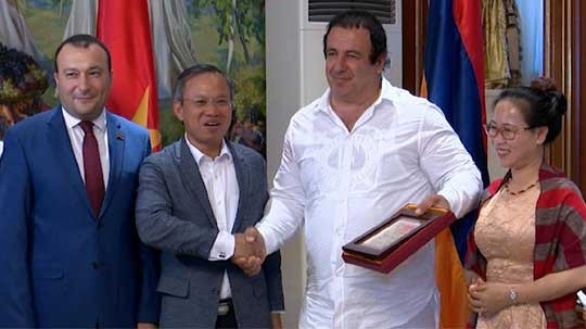 Գ.Ծառուկյանն ընդունել է Վիետնամի խորհրդարանական պատվիրակությանը
