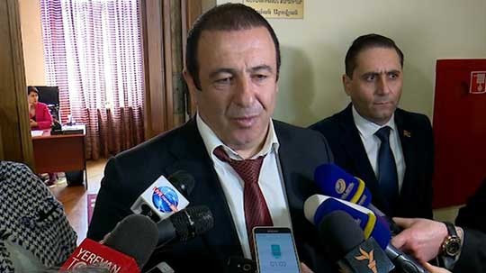 &laquo;Ես Նիկոլ Փաշինյանից դժգոհ չեմ, իր թիմից եմ դժգոհ&raquo;.Գ.Ծառուկյանը պատասխանել է լրագրողների հարցերին