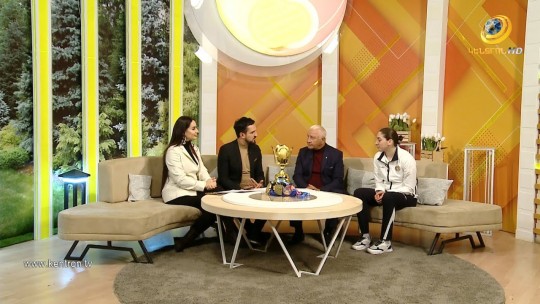 Լույս առավոտի․ Վազգեն Բադալյան, Էլիդա Քոչարյան