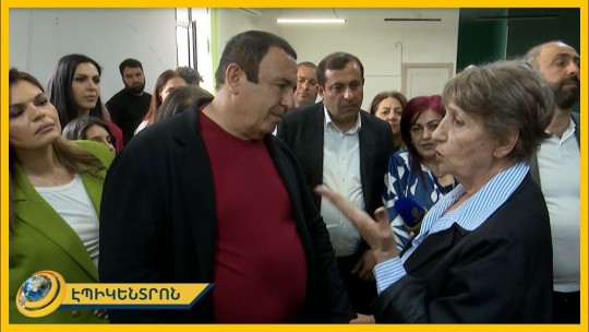 Դուք մեծ մարդ եք. Ծառուկյանին Աջափնյակում ջերմ ընդունեցին