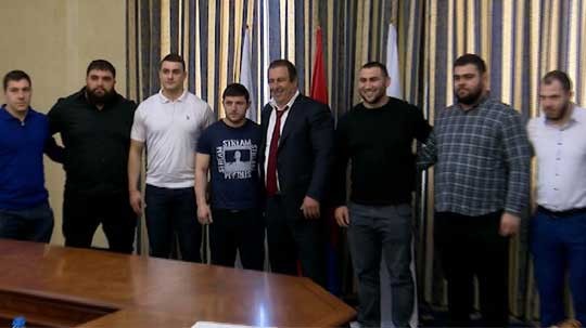 Գ.Ծառուկյանն ընդունել է  հաղթանակներով հայրենիք վերադարձած հայ մարզիկներին