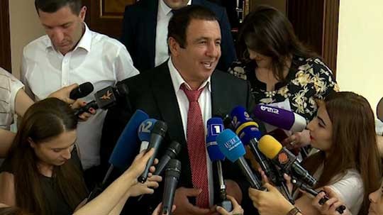 &laquo;Հաղթել է հեղափոխությունը, հաղթել է աբովյանցին&raquo;. Գ.Ծառուկյանը` մարզպետի հայտարարությունների մասին