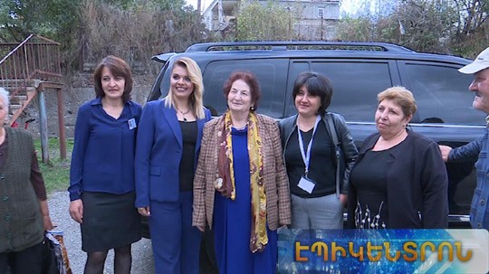 Ռոզա Ծառուկյանը տարեցների միջազգային օրվա առթիվ այցելել է Ճամբարակի ռեսուրս կենտրոն