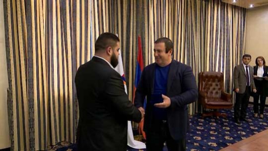 Գ. Ծառուկյանը բնակարաններ և ավտոմեքենաներ է նվիրել տարվա լավագույն մարզիկներին